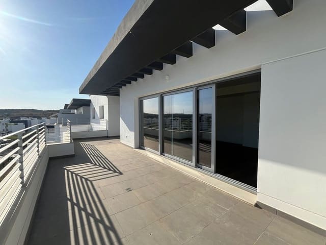 3 soveværelse Penthouse til salg i Estepona med swimmingpool garage - € 550.000 (Ref: 9311409)