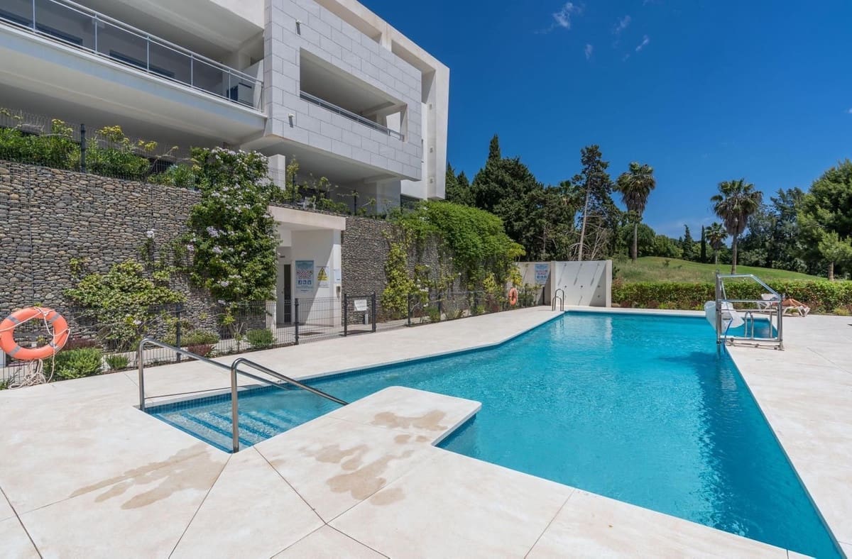 2 chambre Penthouse à vendre à Bahia de Casares avec piscine garage - 475 000 € (Ref: 9311410)