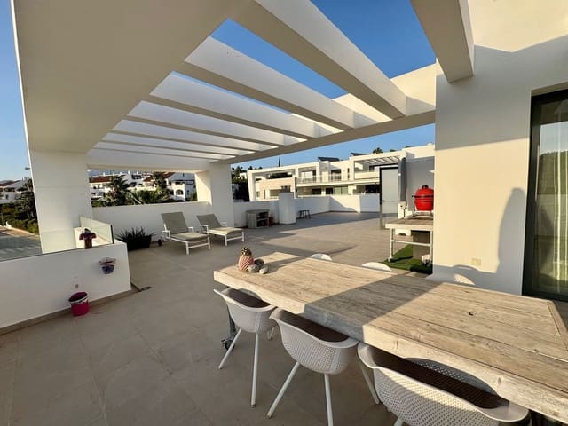 2 sovrum Takvåning till salu i Bahia de Casares, Casares med pool garage - 475 000 € (Ref: 9311410)