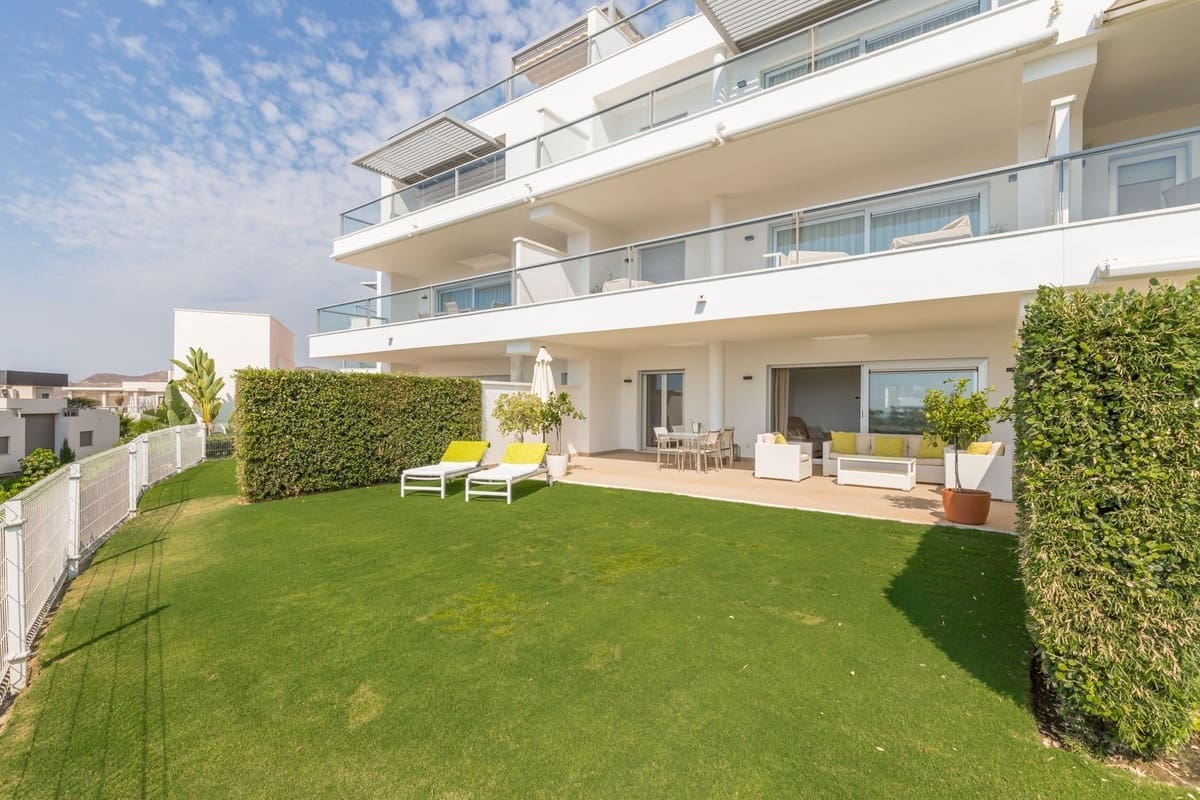 2 slaapkamer Appartement te koop in Los Arqueros met zwembad garage - € 515.000 (Ref: 9311412)