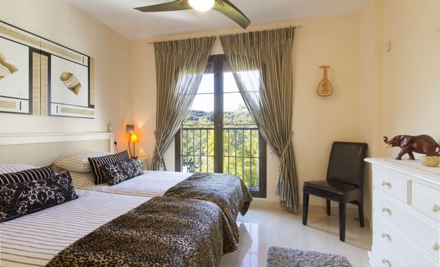 2 slaapkamer Appartement te koop in Los Arqueros, Benahavís met zwembad garage - € 475.000 (Ref: 9311413)