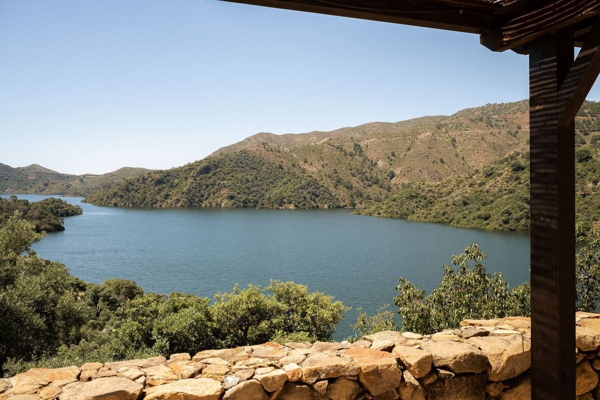 6 bedroom Villa for sale in Istan with pool garage - € 4,995,000 (Ref: 9328677)