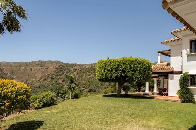 Chalet de 6 habitaciones en Istán en venta con piscina garaje - 4.995.000 € (Ref: 9328677)