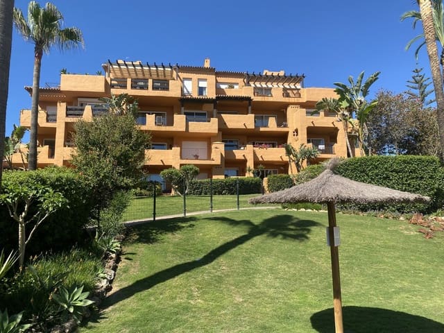 3 bedroom Apartment for sale in La Duquesa / Puerto de la Duquesa, Manilva with pool garage - € 540,000 (Ref: 9328679)