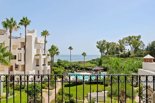 3 chambre Appartement à vendre à New Golden Mile, Estepona avec piscine garage - 1 995 000 € (Ref: 9328680)