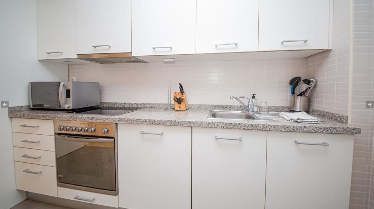 2 slaapkamer Appartement te koop in La Duquesa / Puerto de la Duquesa met zwembad garage - € 315.000 (Ref: 9332690)