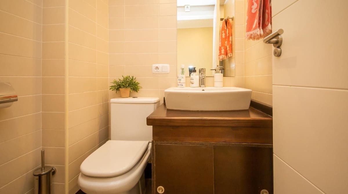 2 slaapkamer Appartement te koop in La Duquesa / Puerto de la Duquesa met zwembad garage - € 315.000 (Ref: 9332690)