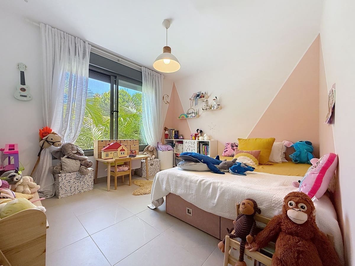 3 soveværelse Lejlighed til salg i Bahia de Casares med swimmingpool garage - € 539.000 (Ref: 9343671)