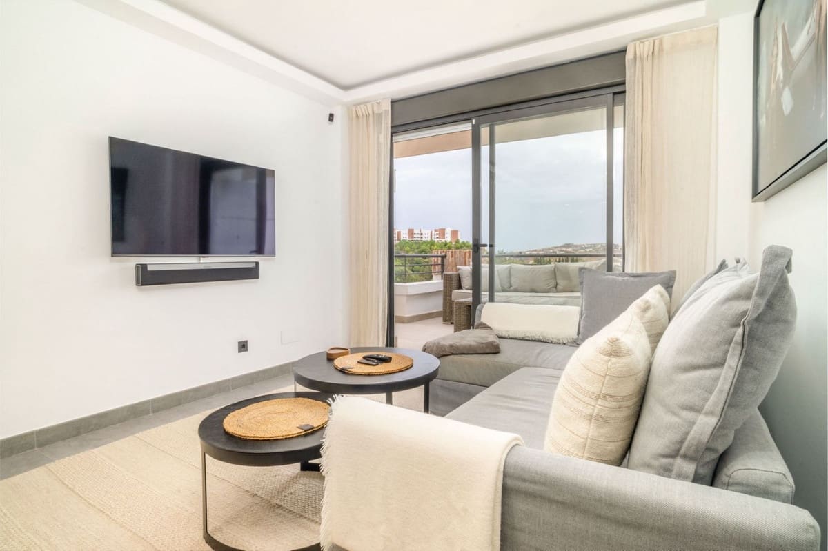 2 slaapkamer Appartement te koop in Los Arqueros met zwembad garage - € 499.000 (Ref: 9345781)