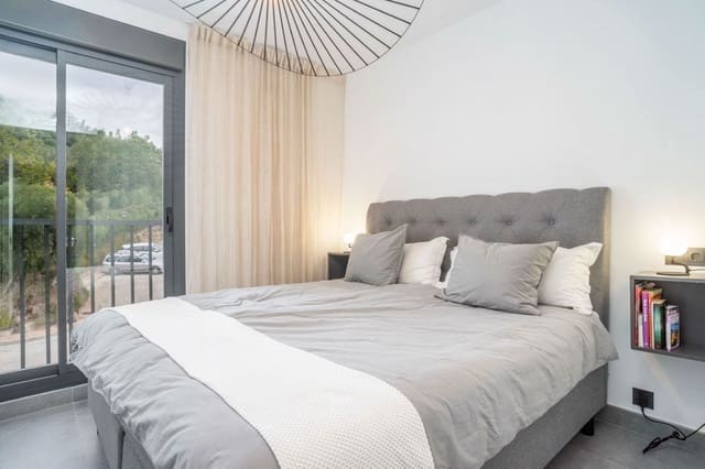 2 soverom Leilighet til salgs i Los Arqueros, Benahavís med svømmebasseng garasje - € 499 000 (Ref: 9345781)