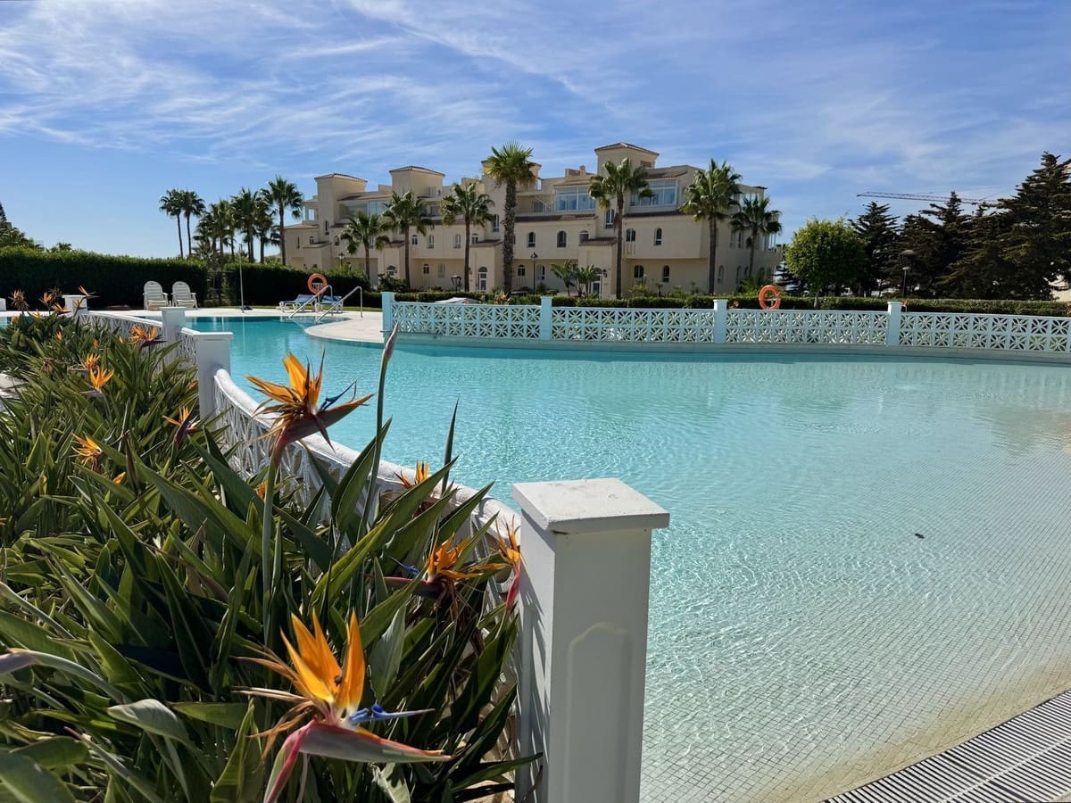 2 soveværelse Lejlighed til salg i Mijas Costa med swimmingpool garage - € 350.000 (Ref: 9345782)