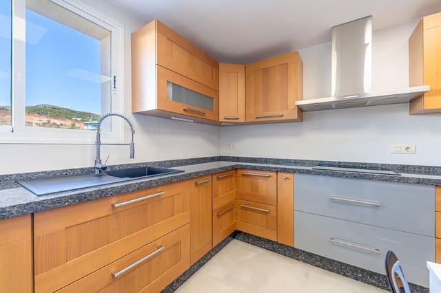 4 soveværelse Penthouse til salg i Torremolinos med swimmingpool garage - € 650.000 (Ref: 9345783)