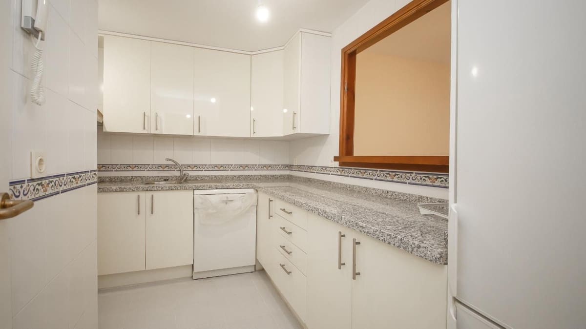 2 camera da letto Appartamento in vendita in La Duquesa / Puerto de la Duquesa con piscina garage - 229.000 € (Rif: 9347911)