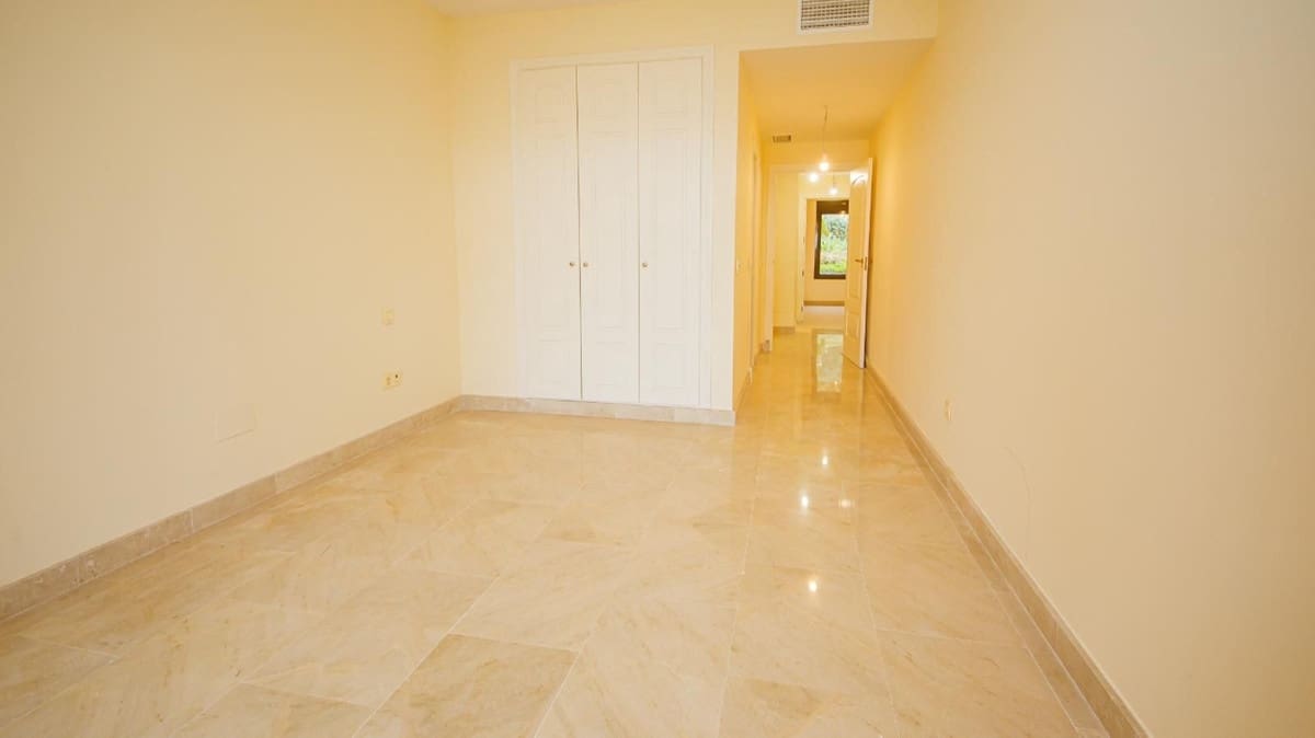 2 camera da letto Appartamento in vendita in La Duquesa / Puerto de la Duquesa con piscina garage - 229.000 € (Rif: 9347911)