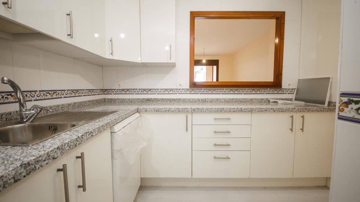 2 camera da letto Appartamento in vendita in La Duquesa / Puerto de la Duquesa con piscina garage - 229.000 € (Rif: 9347911)