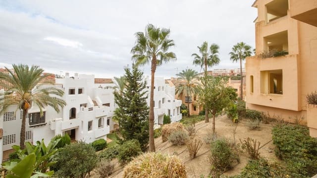 2 bedroom Apartment for sale in La Duquesa / Puerto de la Duquesa, Manilva with pool garage - € 229,000 (Ref: 9347911)