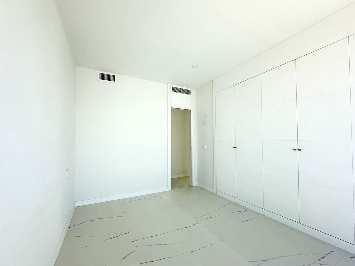 3 bedroom Penthouse for sale in Bahia de Casares with pool garage - € 850,000 (Ref: 9352863)