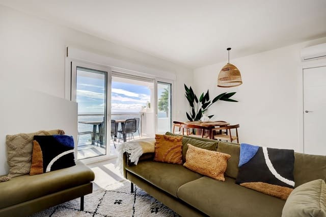 2 soveværelse Penthouse til salg i Estepona med swimmingpool garage - € 975.000 (Ref: 9352864)