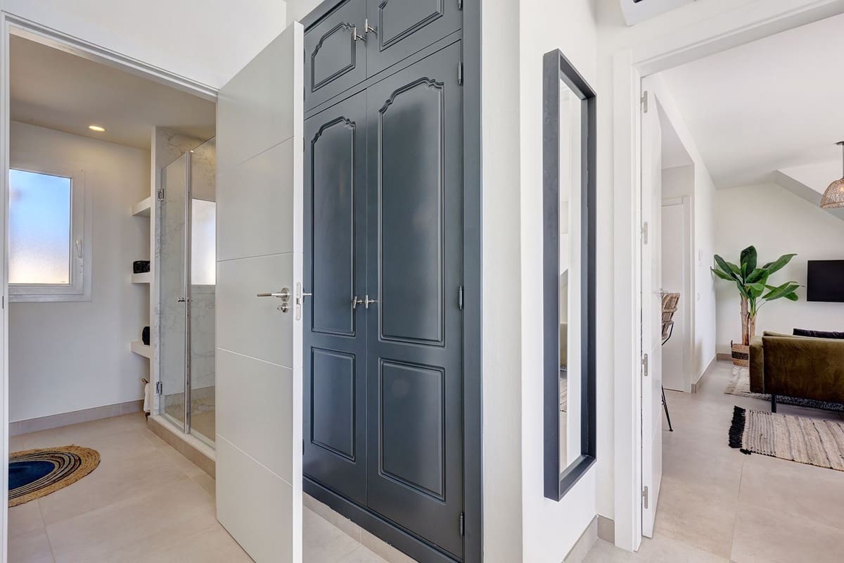 2 sypialnia Apartament na sprzedaż w Estepona z basenem garażem - 975 000 € (Ref: 9352864)