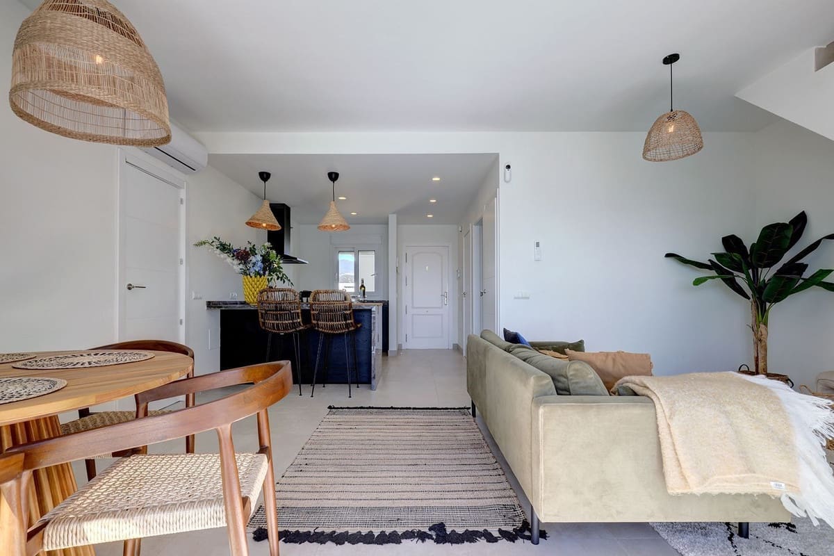 2 sypialnia Apartament na sprzedaż w Estepona z basenem garażem - 975 000 € (Ref: 9352864)