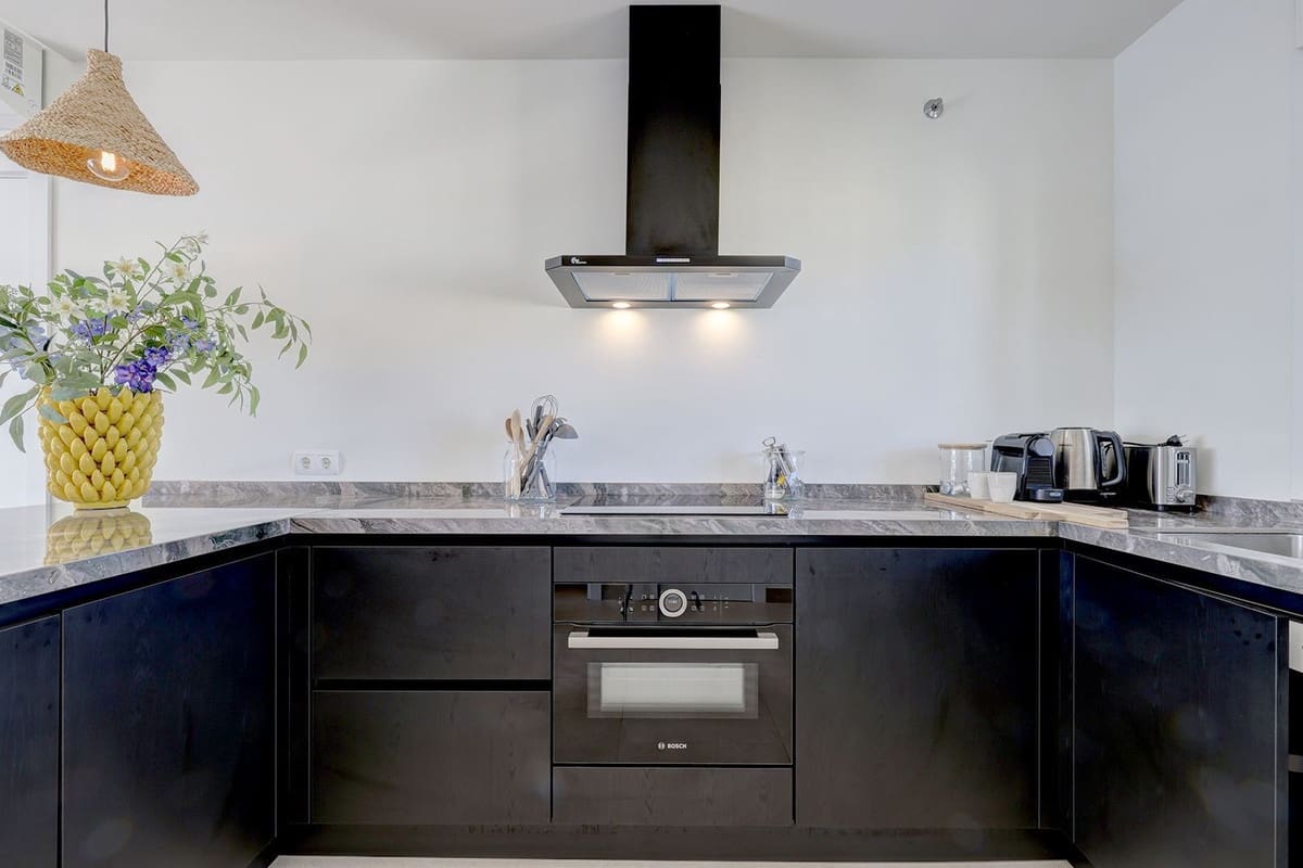 2 sypialnia Apartament na sprzedaż w Estepona z basenem garażem - 975 000 € (Ref: 9352864)