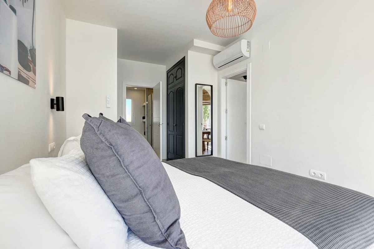 2 sypialnia Apartament na sprzedaż w Estepona z basenem garażem - 975 000 € (Ref: 9352864)