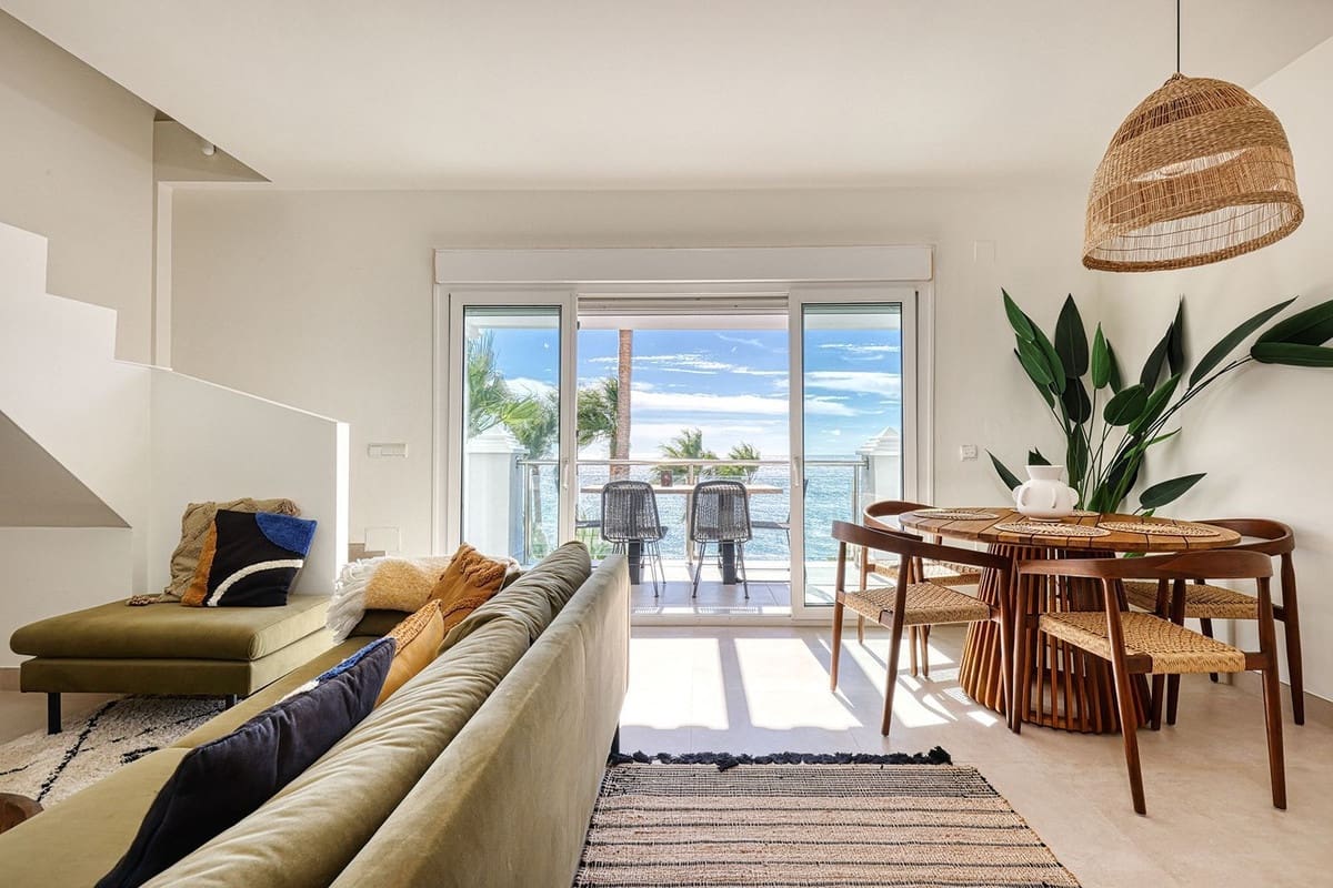 2 sypialnia Apartament na sprzedaż w Estepona z basenem garażem - 975 000 € (Ref: 9352864)