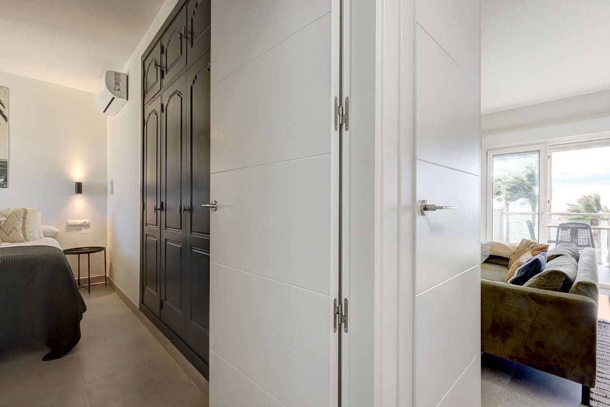 2 sypialnia Apartament na sprzedaż w Estepona z basenem garażem - 975 000 € (Ref: 9352864)