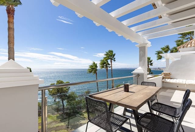 2 sypialnia Apartament na sprzedaż w Estepona z basenem garażem - 975 000 € (Ref: 9352864)