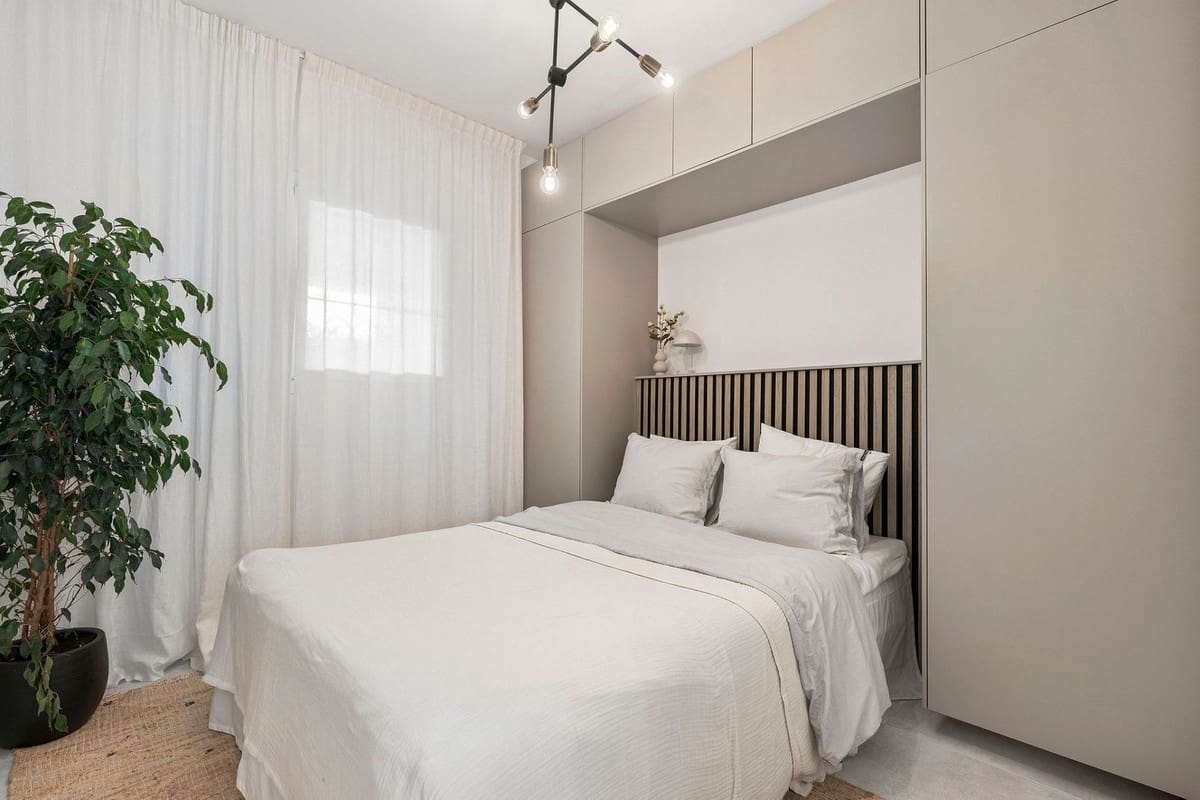 3 sypialnia Apartament na sprzedaż w La Quinta z basenem garażem - 695 000 € (Ref: 9359830)