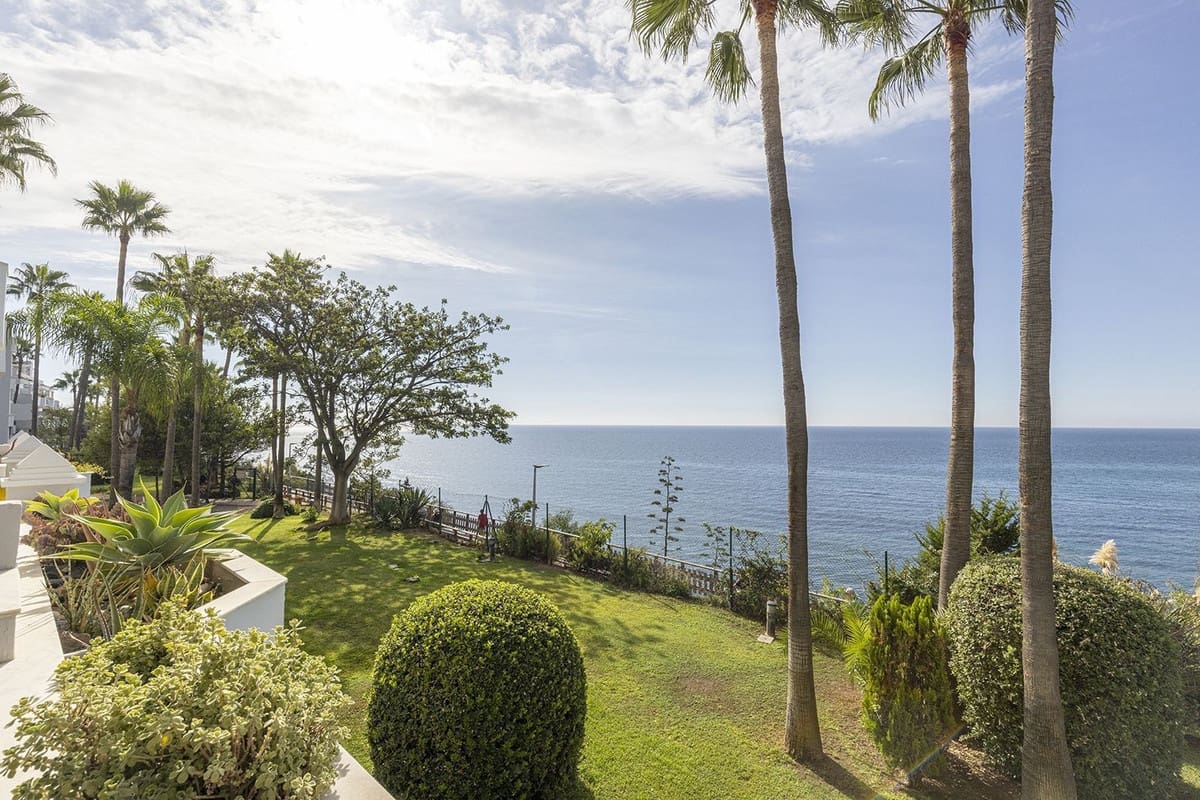 3 sypialnia Apartament na sprzedaż w Estepona - 1 250 000 € (Ref: 9359831)