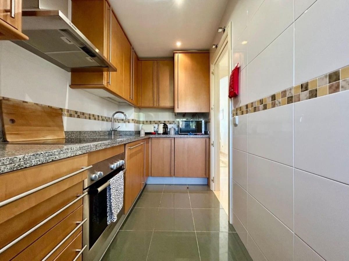 2 sypialnia Apartament na sprzedaż w La Cala de Mijas z basenem garażem - 285 000 € (Ref: 9362958)