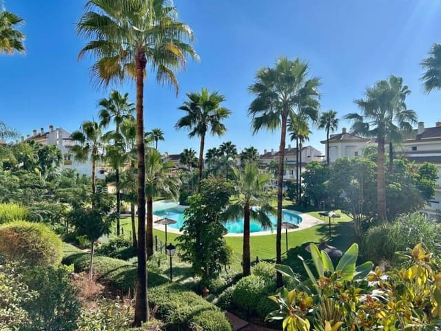 2 soveværelse Lejlighed til salg i La Cala de Mijas, Mijas med swimmingpool garage - € 285.000 (Ref: 9362958)