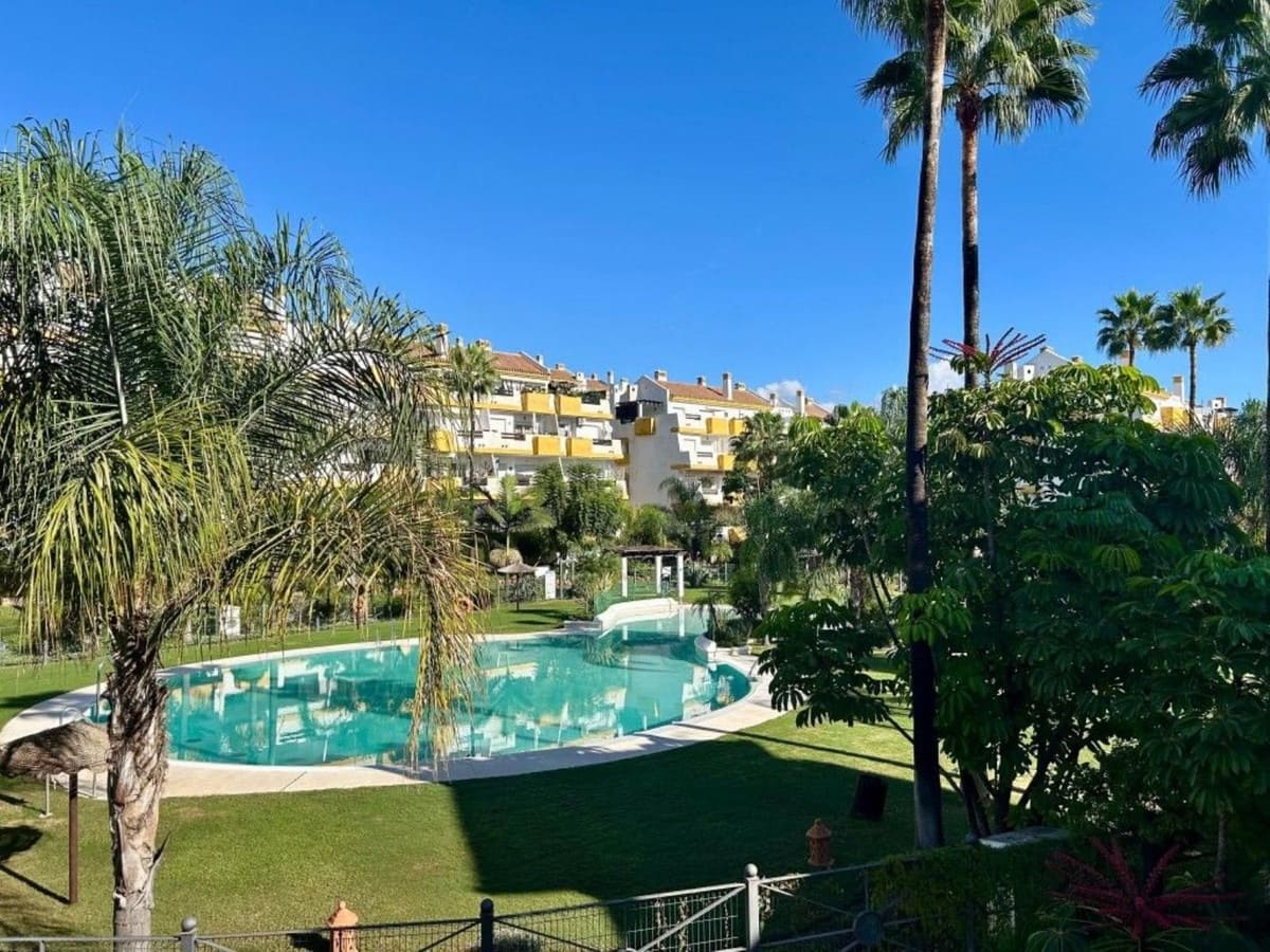 2 sypialnia Apartament na sprzedaż w La Cala de Mijas z basenem garażem - 285 000 € (Ref: 9362958)