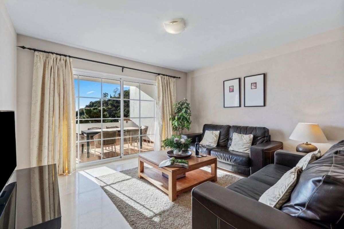 3 soverom Leilighet til salgs i Benahavis med svømmebasseng garasje - € 425 000 (Ref: 9369018)