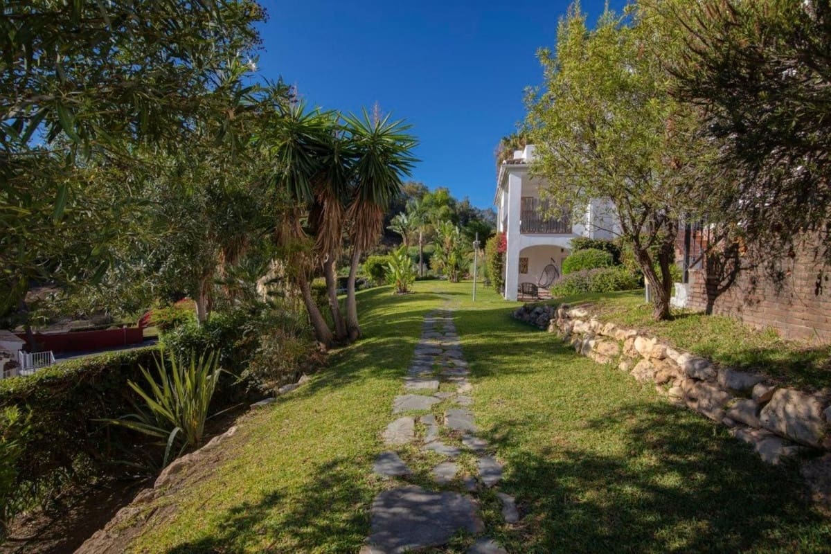 3 soverom Leilighet til salgs i Benahavis med svømmebasseng garasje - € 425 000 (Ref: 9369018)