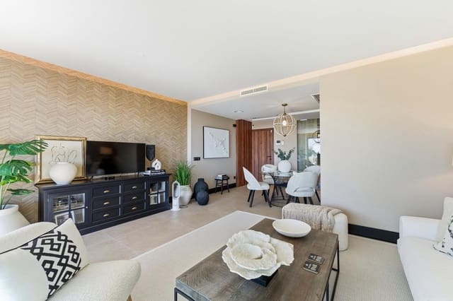 2 makuuhuone Huoneisto myytävänä paikassa Nueva Andalucia, Marbella mukana uima-altaan 
autotalli - 849 000 € (Ref: 9372068)