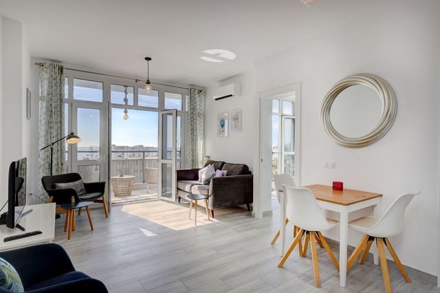 1 makuuhuone Kattohuoneisto myytävänä paikassa Benalmádena mukana uima-altaan 
autotalli - 295 000 € (Ref: 9379997)