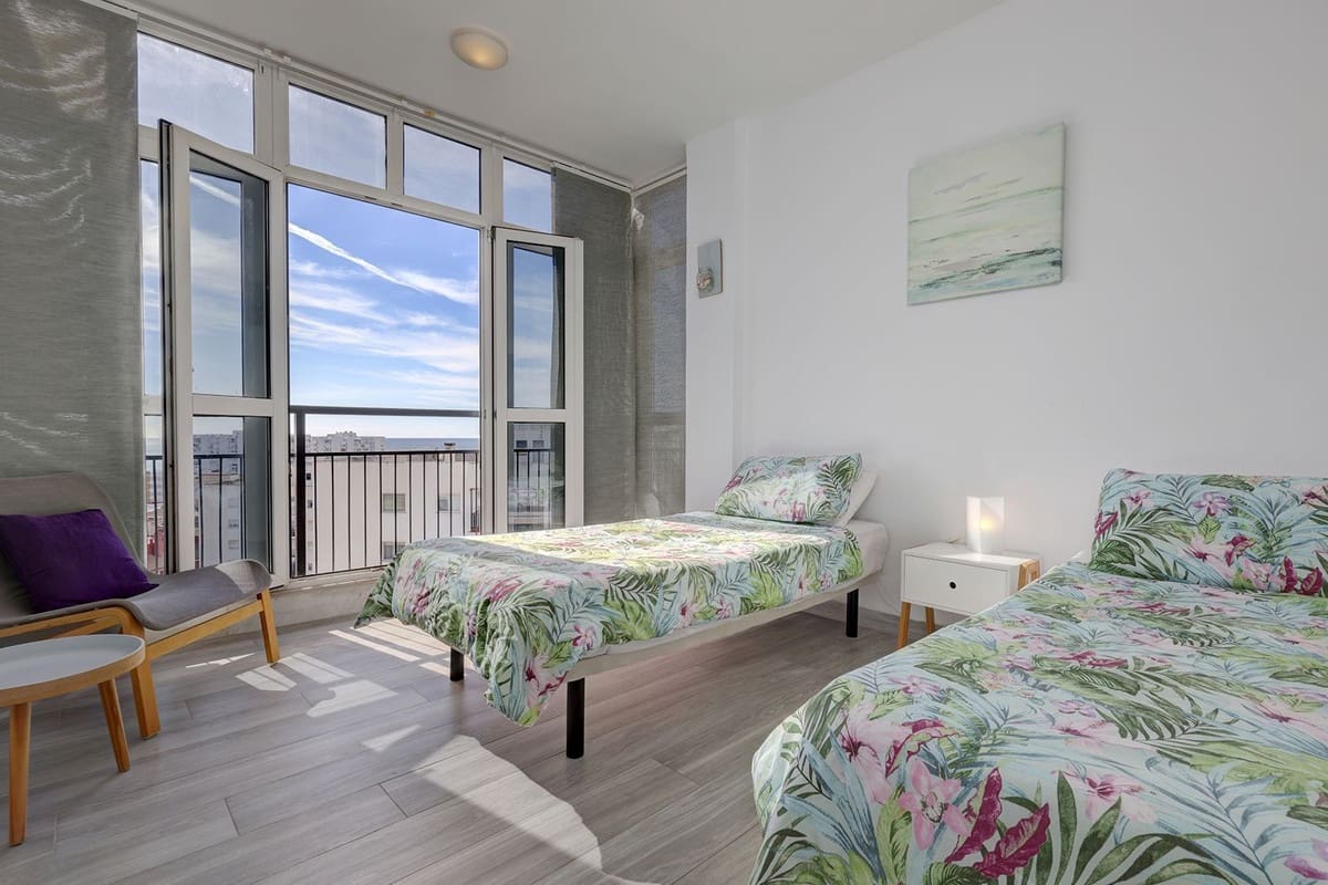 1 slaapkamer Penthouse te koop in Benalmadena met zwembad garage - € 295.000 (Ref: 9379997)