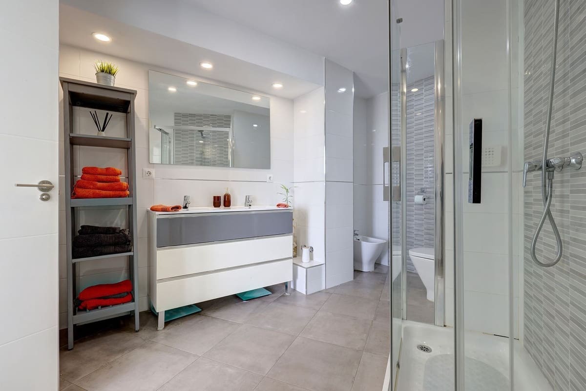 1 slaapkamer Penthouse te koop in Benalmadena met zwembad garage - € 295.000 (Ref: 9379997)