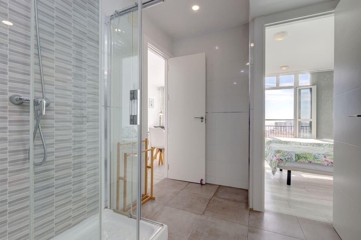 1 slaapkamer Penthouse te koop in Benalmadena met zwembad garage - € 295.000 (Ref: 9379997)