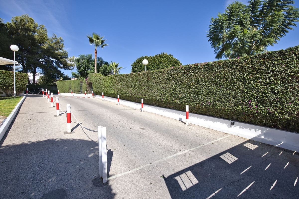 1 slaapkamer Penthouse te koop in Benalmadena met zwembad garage - € 295.000 (Ref: 9379997)