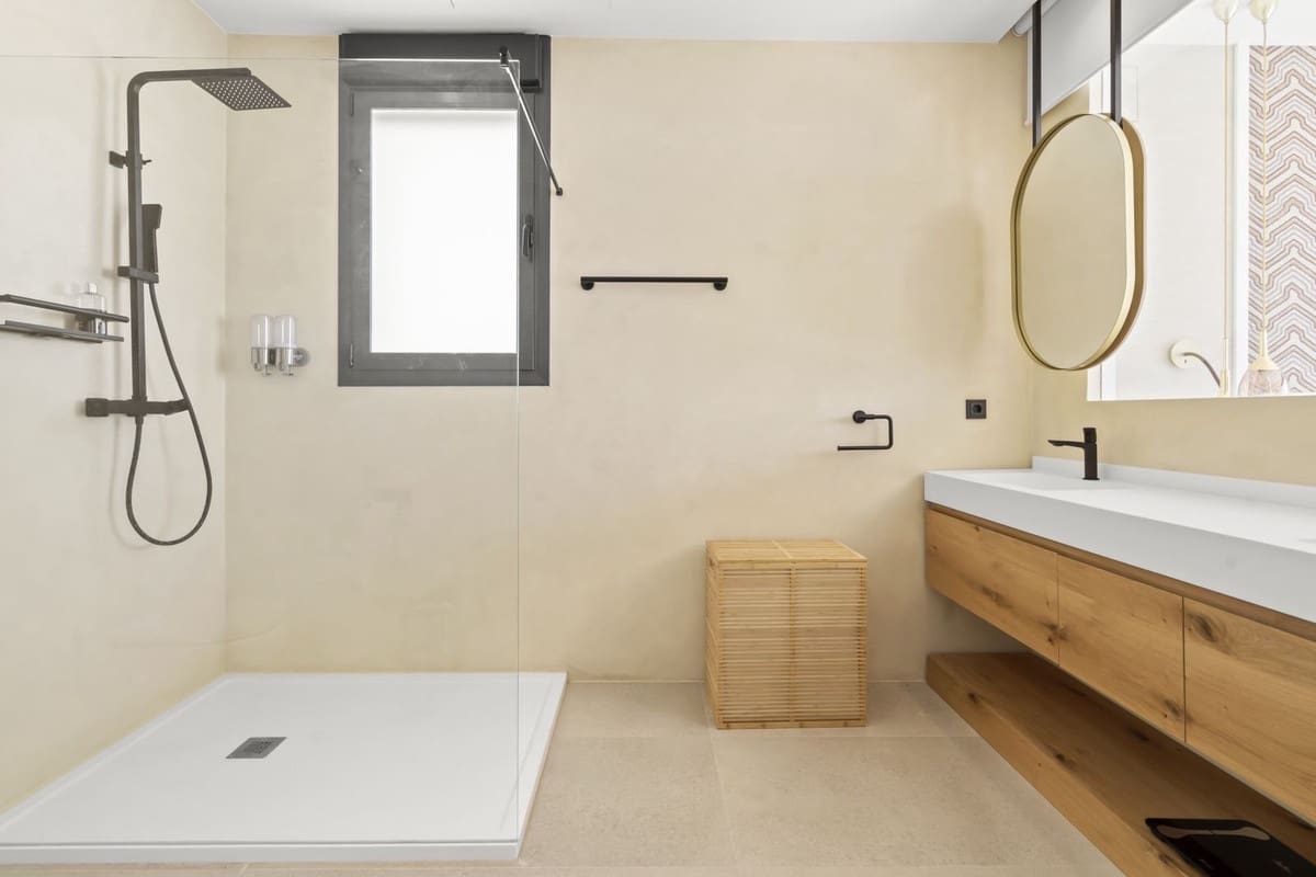 4 soverom Villa til salgs i Manilva med svømmebasseng garasje - € 2 495 000 (Ref: 9383088)