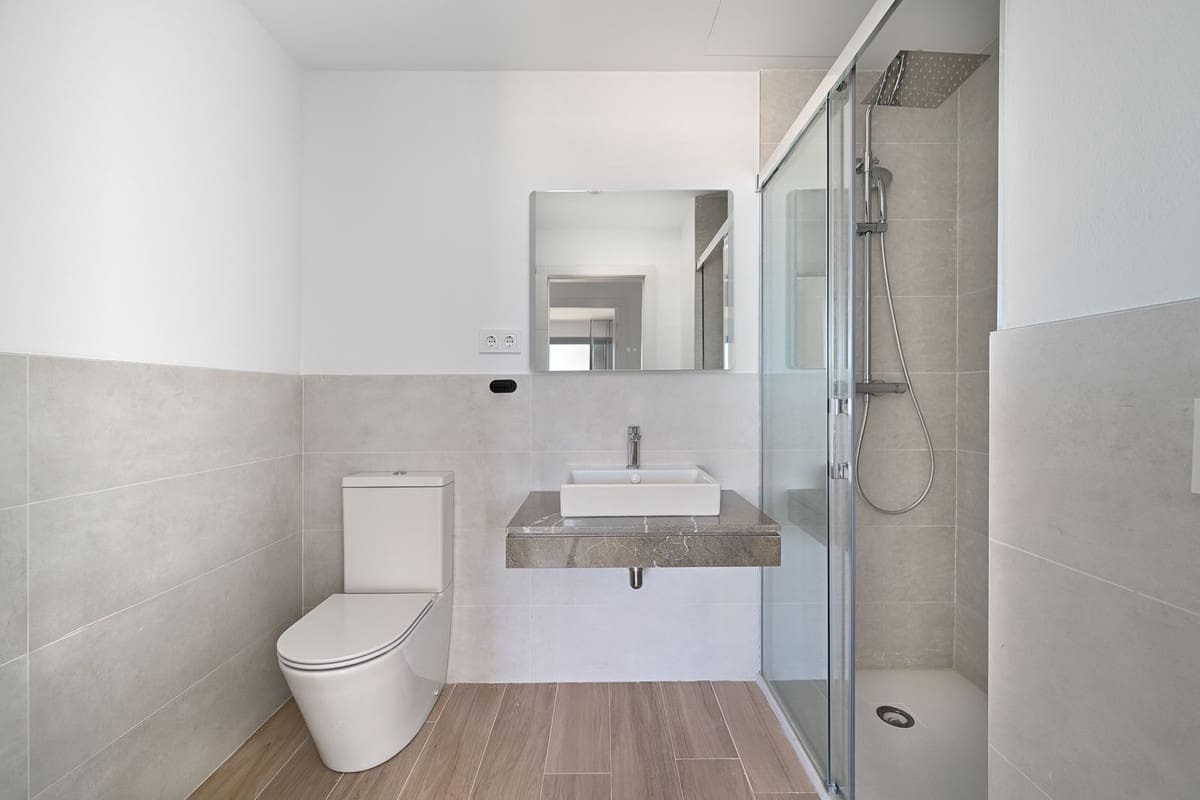 Apartamento de 4 habitaciones en La Cala de Mijas en venta con piscina garaje - 1.050.000 € (Ref: 9383089)