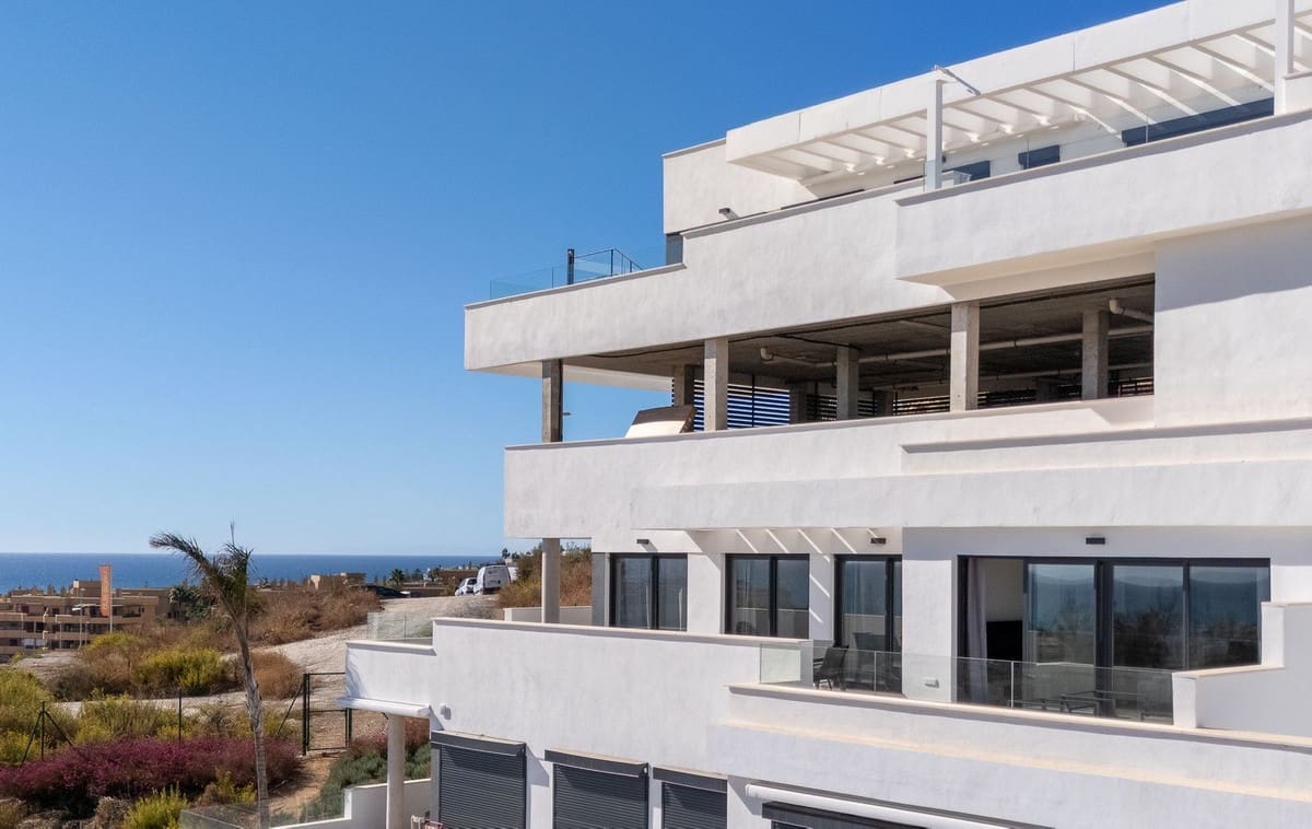 4 sovrum Lägenhet till salu i La Cala de Mijas med pool garage - 1 050 000 € (Ref: 9383089)