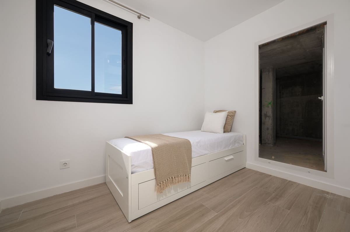 4 sovrum Lägenhet till salu i La Cala de Mijas med pool garage - 1 050 000 € (Ref: 9383089)