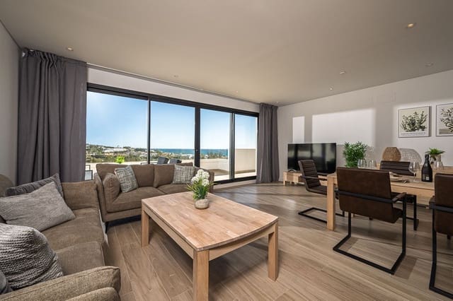 Apartamento de 4 habitaciones en La Cala de Mijas, Mijas en venta con piscina garaje - 1.050.000 € (Ref: 9383089)