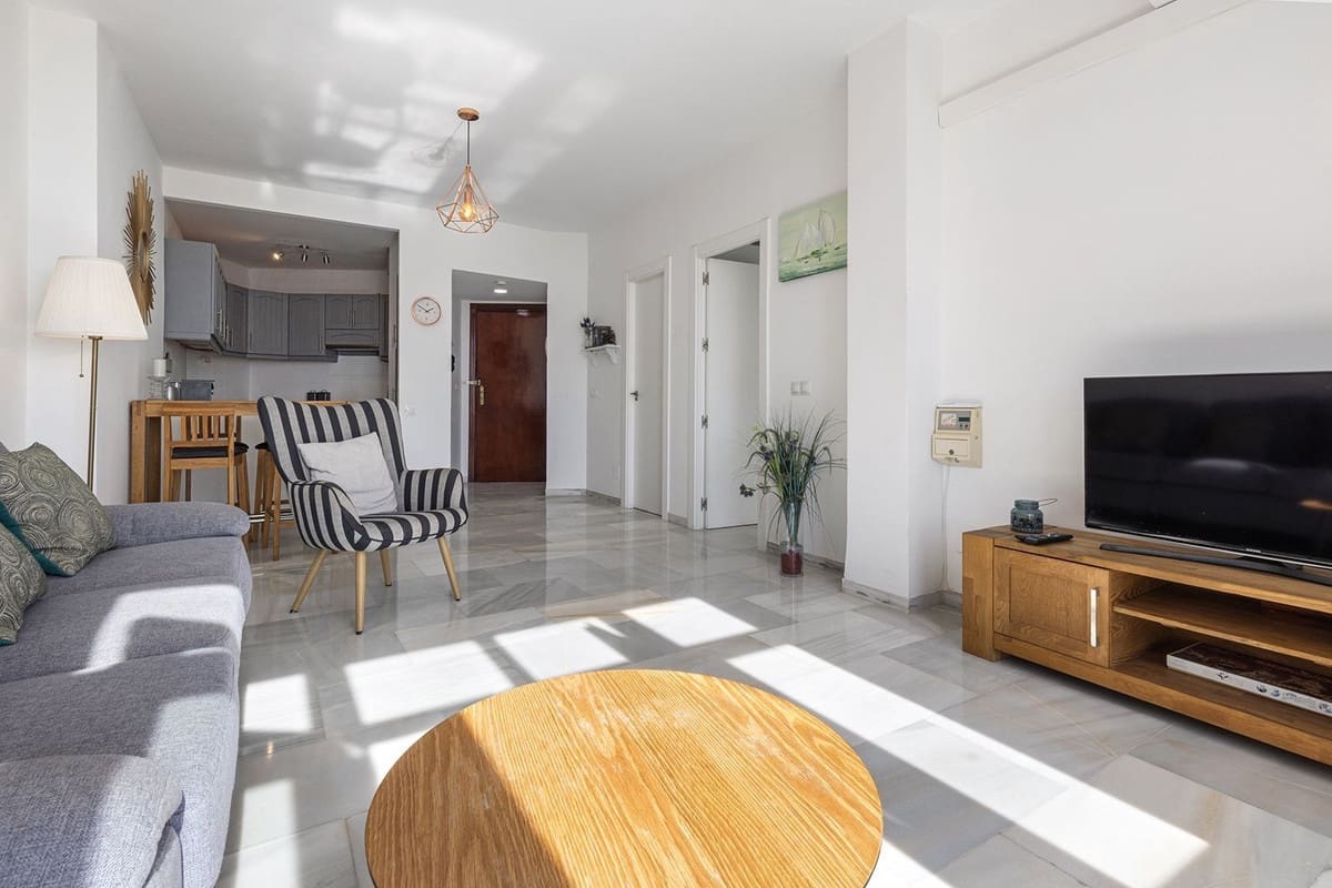 1 soveværelse Penthouse til salg i Benalmadena med swimmingpool garage - € 295.000 (Ref: 9383090)