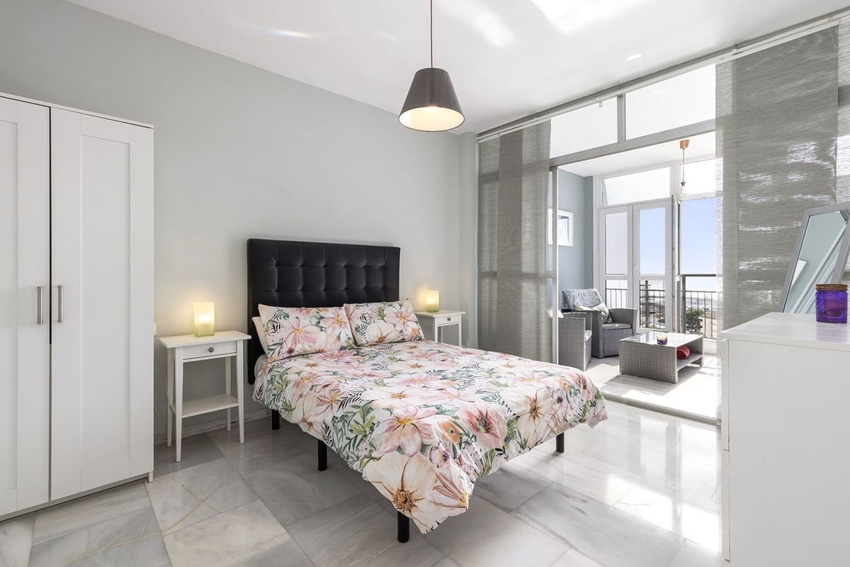 1 soveværelse Penthouse til salg i Benalmadena med swimmingpool garage - € 295.000 (Ref: 9383090)
