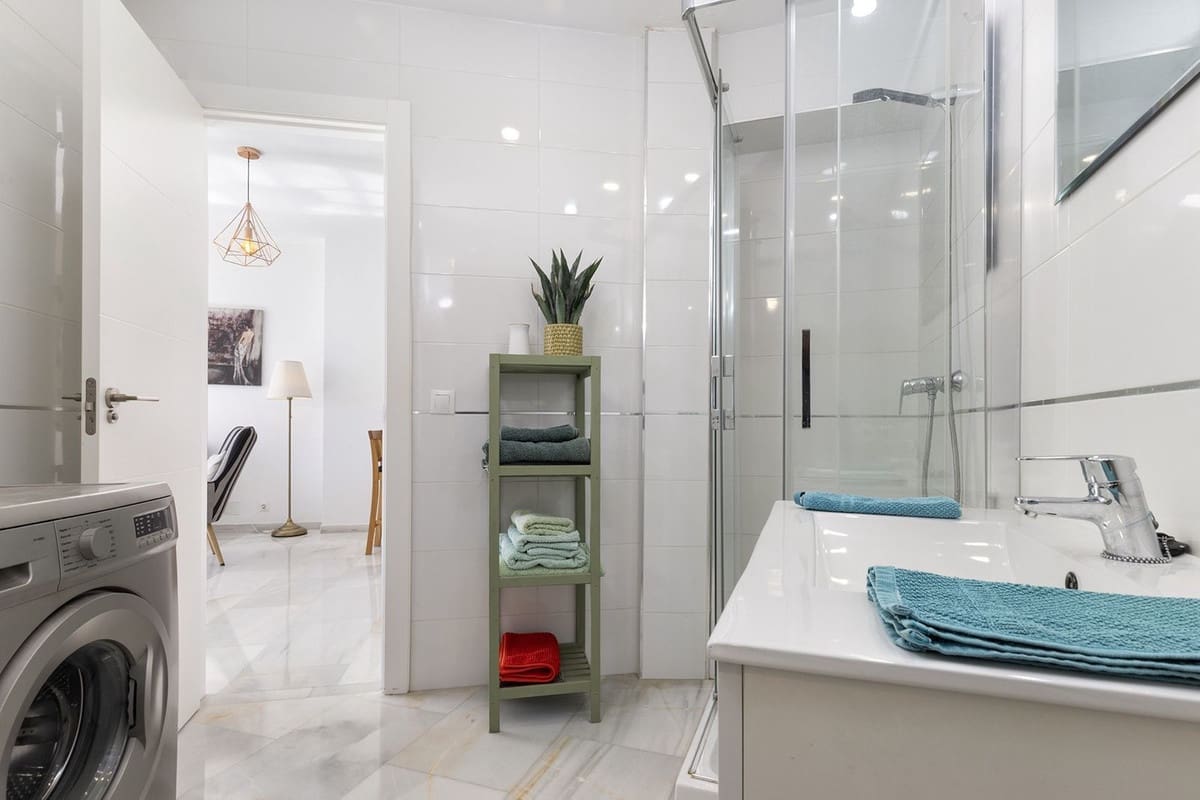 1 soveværelse Penthouse til salg i Benalmadena med swimmingpool garage - € 295.000 (Ref: 9383090)